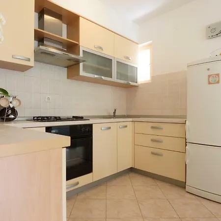 Apartment Lucy Zadar